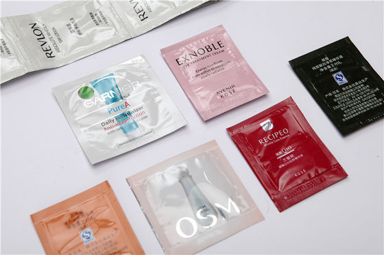 Petits sacs en plastique de sachets de shampooing et de conditionneur pour les produits cosmétiques